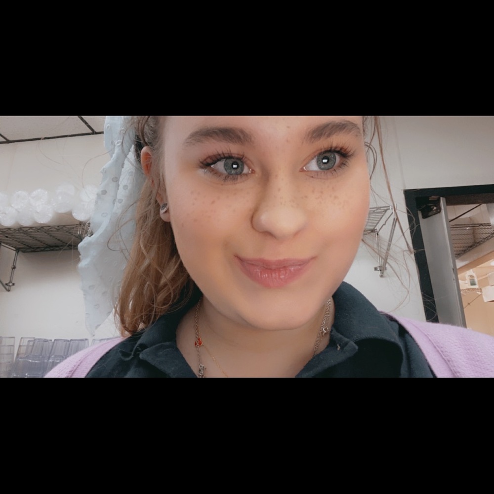 Meet your Posher, Allie